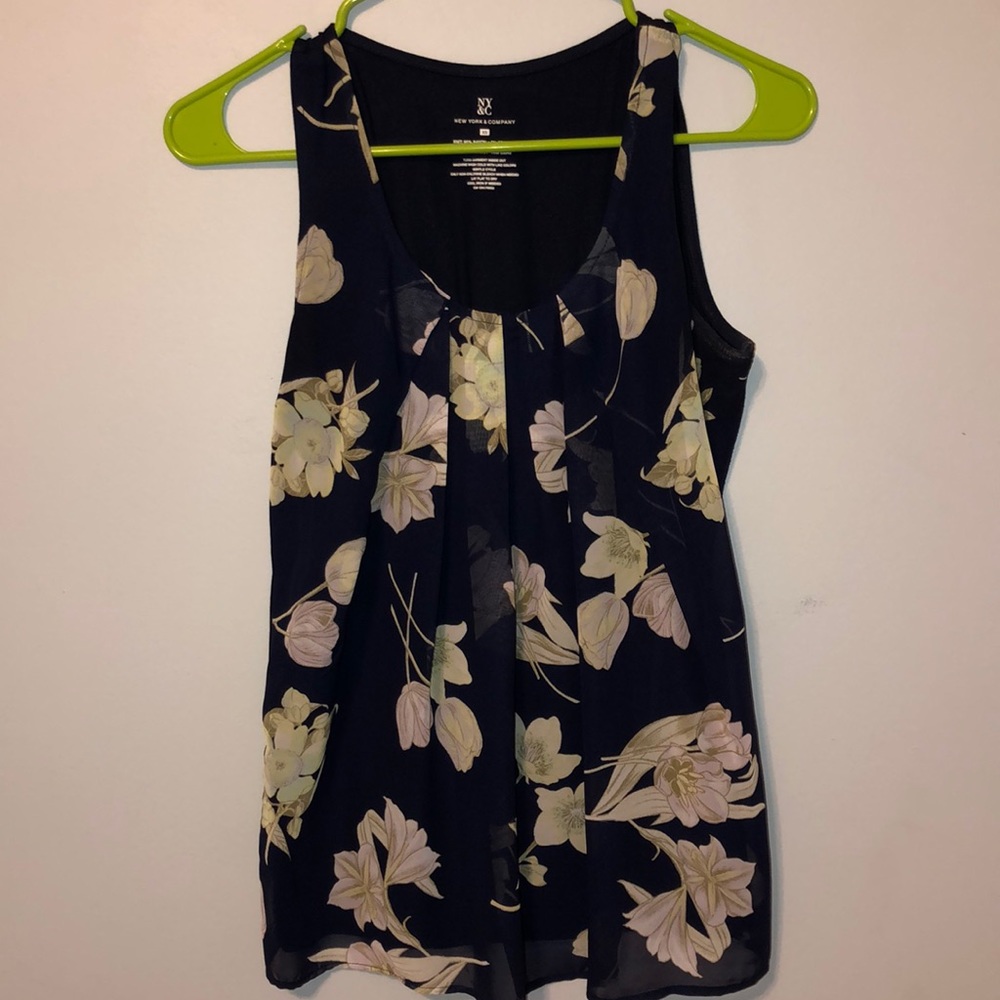 NY&Co. tank top